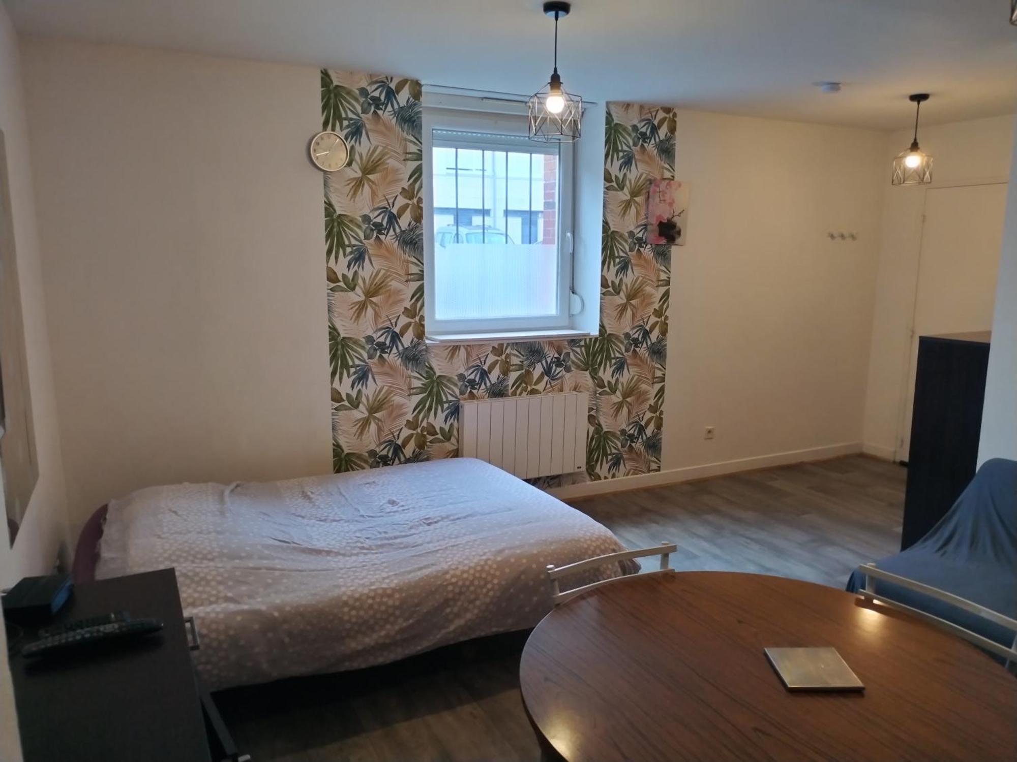 Studio Proche De La Gare Et Du Centre Ville Châlons-en-Champagne Exteriör bild